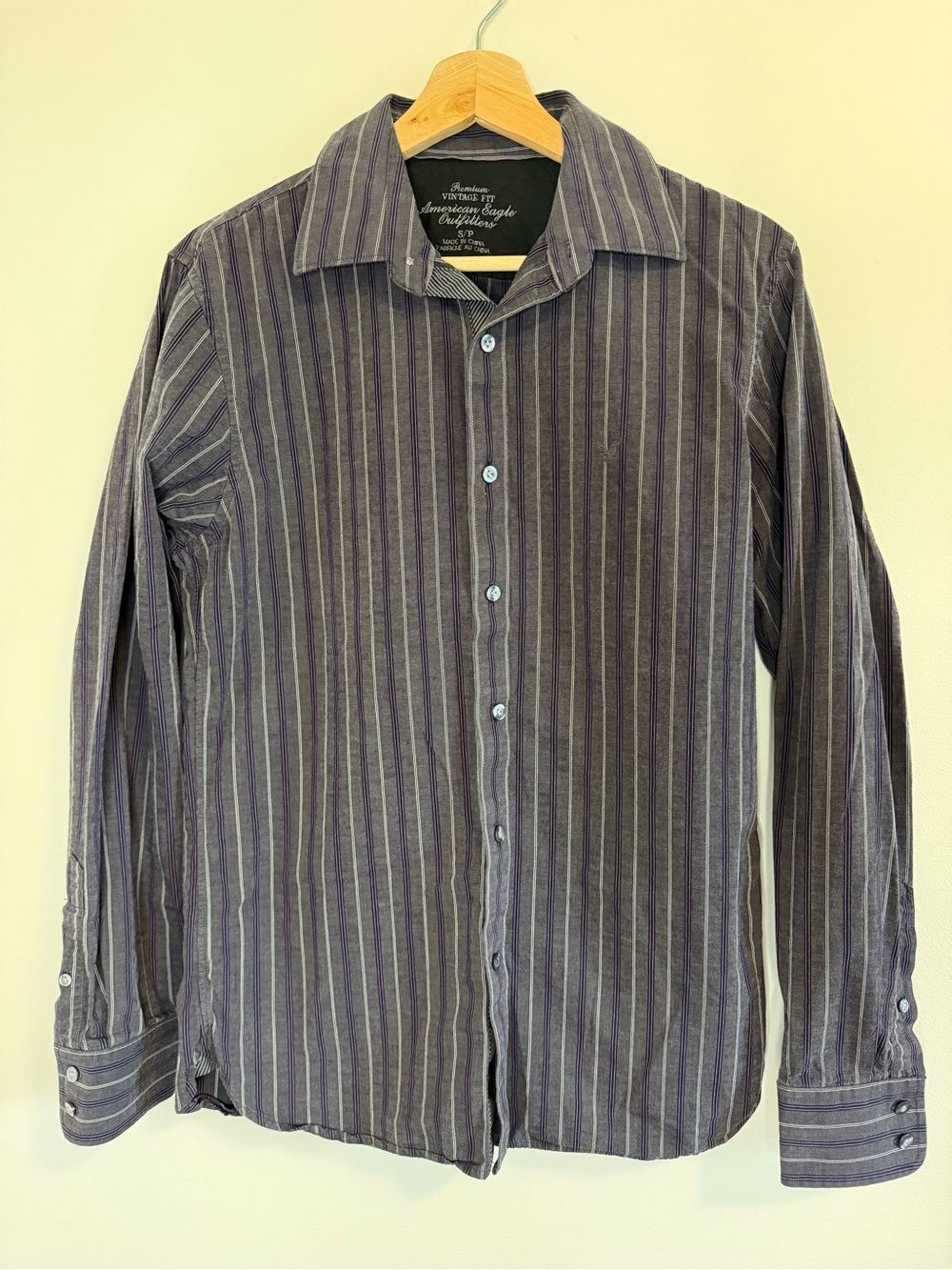 American Eagle Outfitters Men's Long-Sleeve Striped Button-Down - Gray & Purple